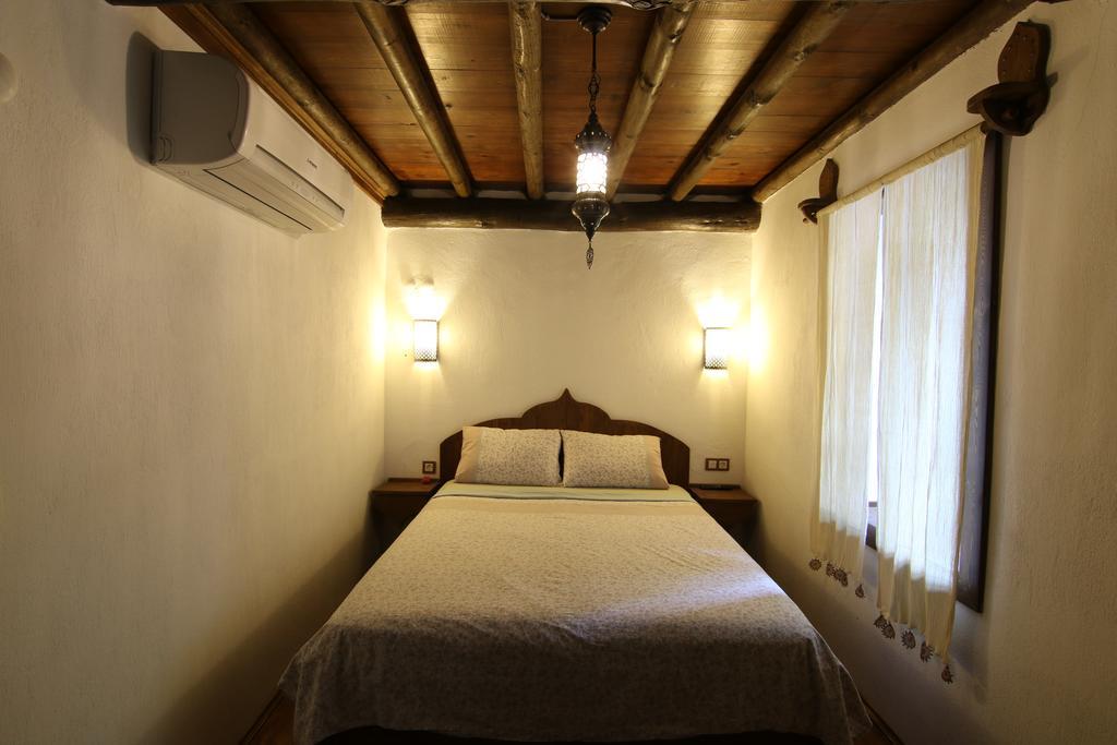 Yeni Gelin Evi Apartment Birgi Екстериор снимка