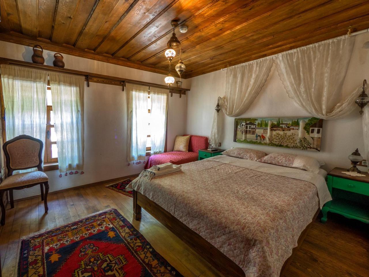 Yeni Gelin Evi Apartment Birgi Екстериор снимка