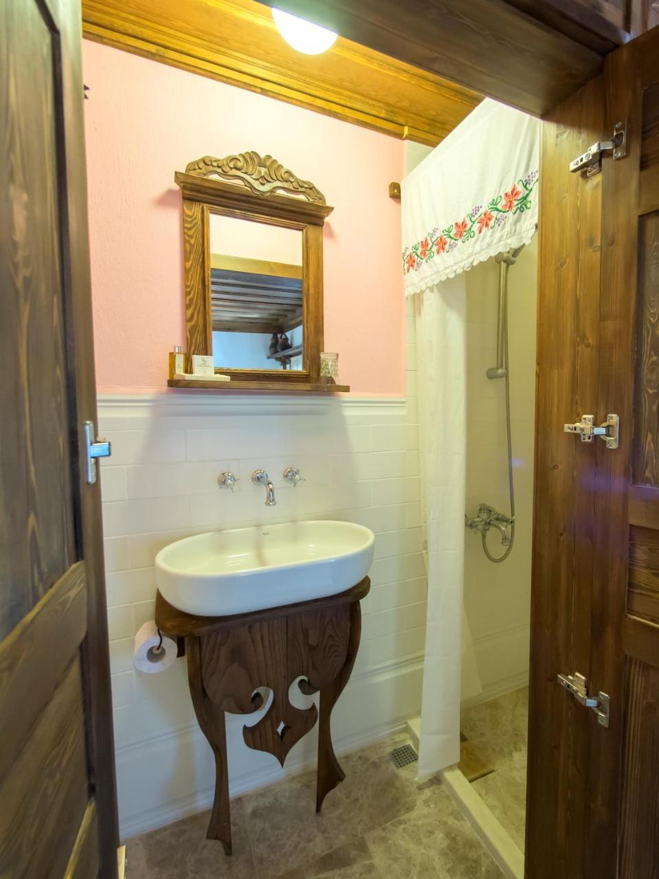Yeni Gelin Evi Apartment Birgi Екстериор снимка